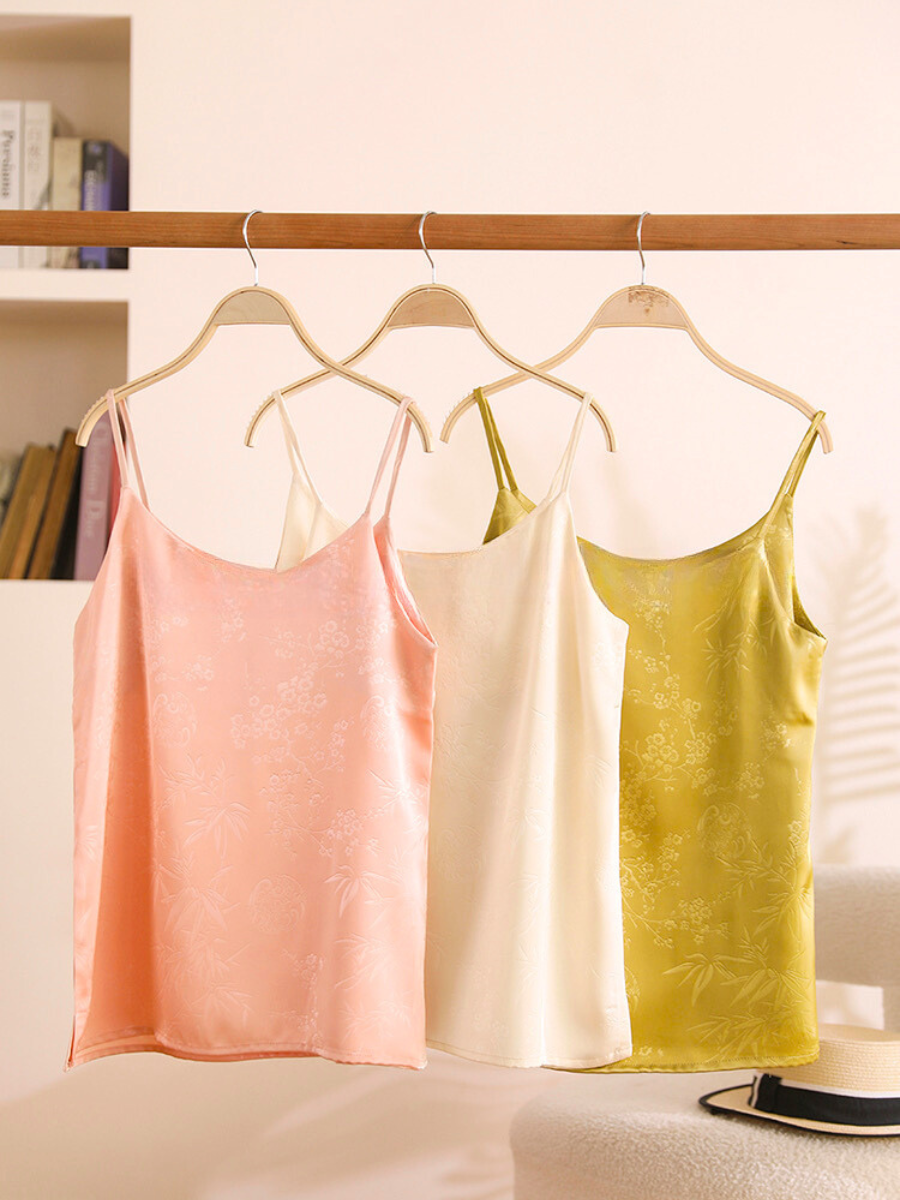 Hui Er Jacquard Oriental Cami Top-The Black Bow-