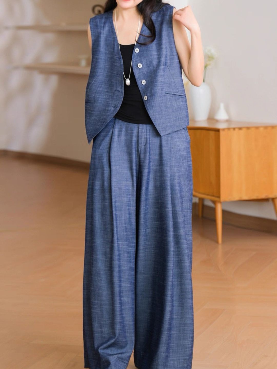 Ling Heng Vest