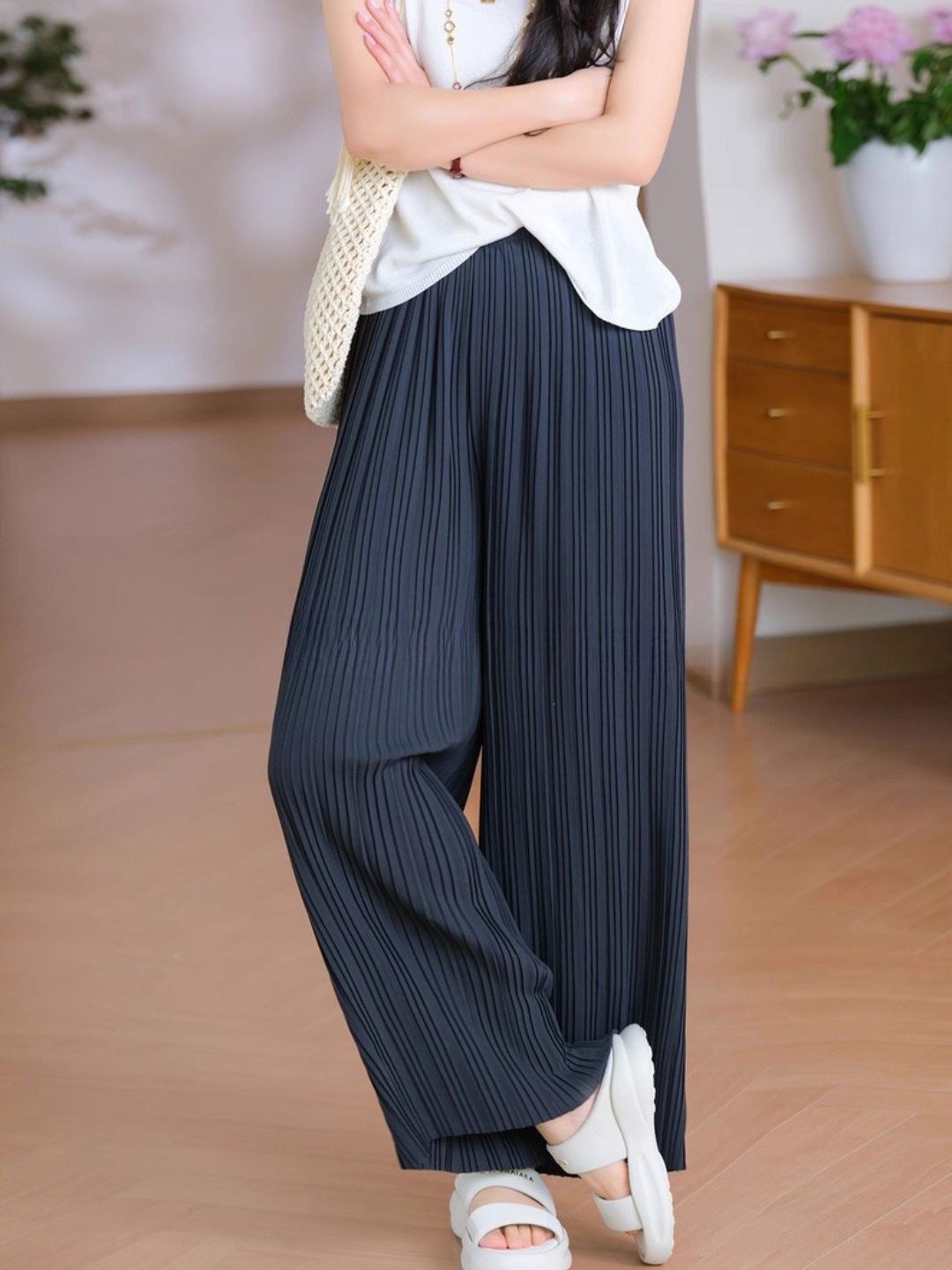 Ling Fei Delicate Pleated Culottes