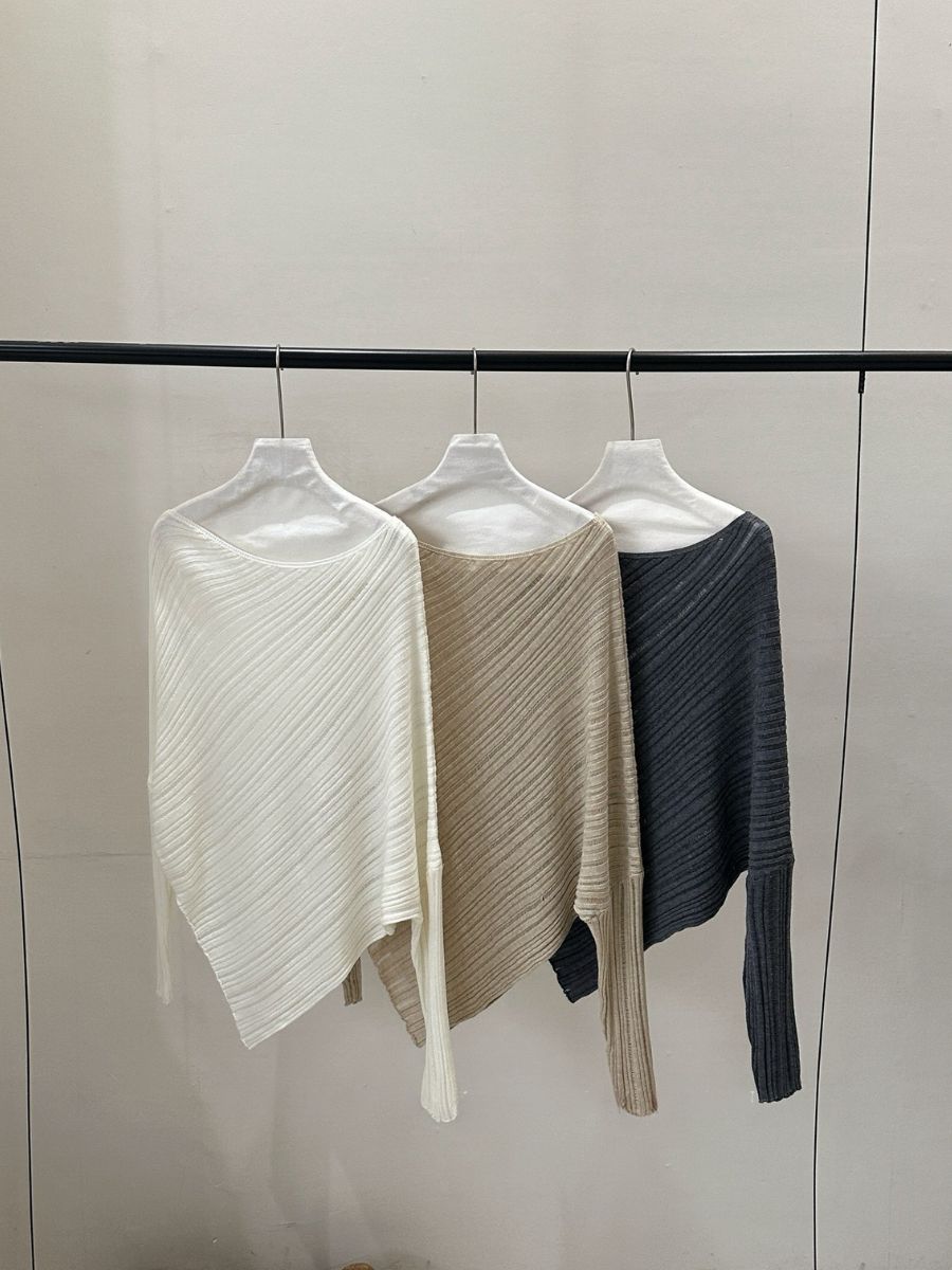 Phineas Cape Shawl