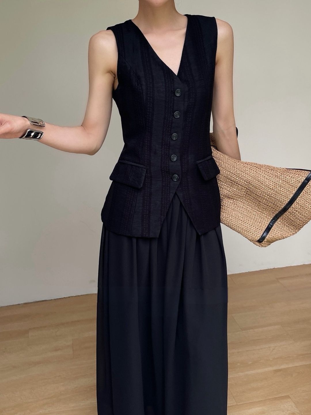 Arabelle Textured Verst & Chiffon Skirt Set