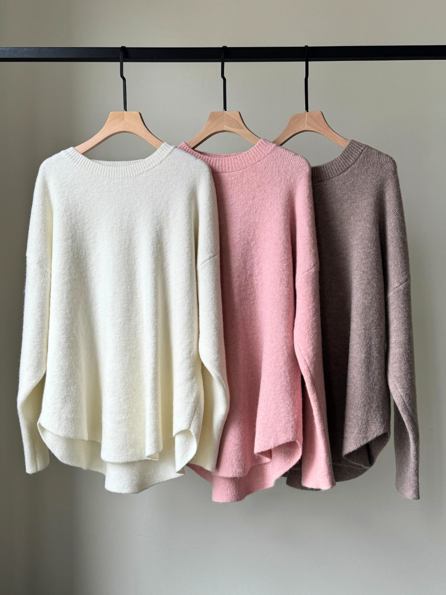 Kristine Oversized Sweater-The Black Bow-