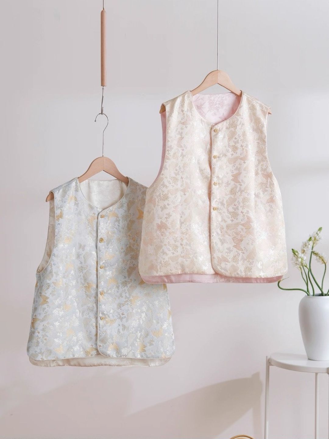 Ling An Two Sided An Butterfly Printing Oriental Vest