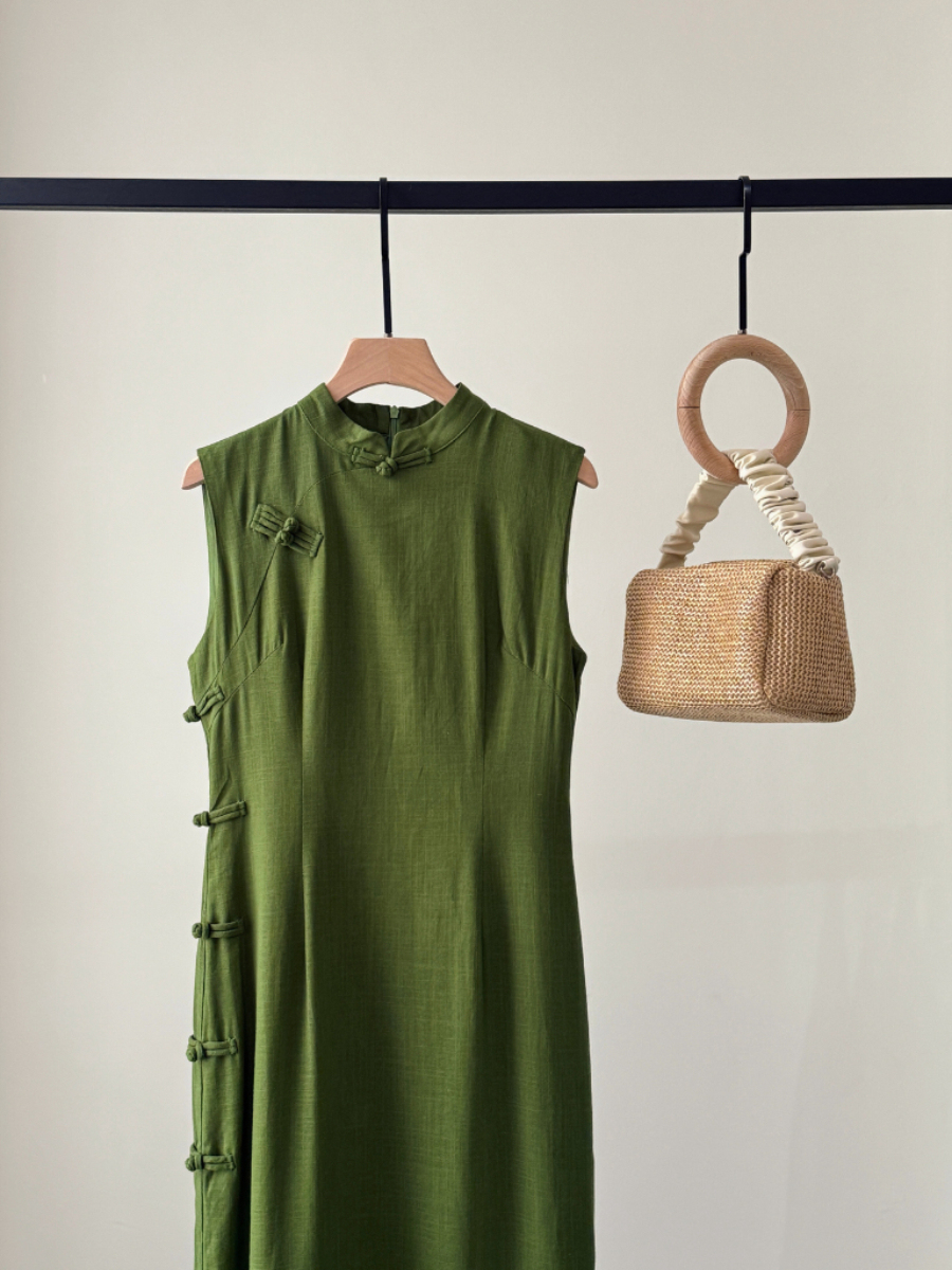 Xi Lv Linen Sleeveless Cheongsam-The Black Bow-