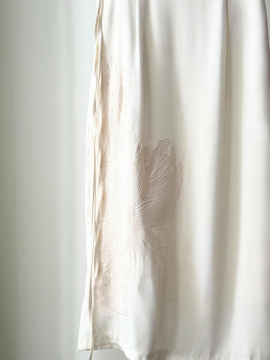 Zhan Er Embroidered A-Line Skirt (Rejected-M size)-The Black Bow-