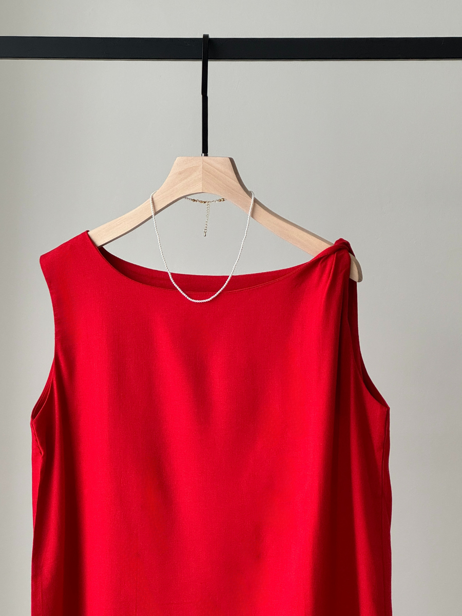 Teresa Shoulder Knot Sleeves Top-The Black Bow-