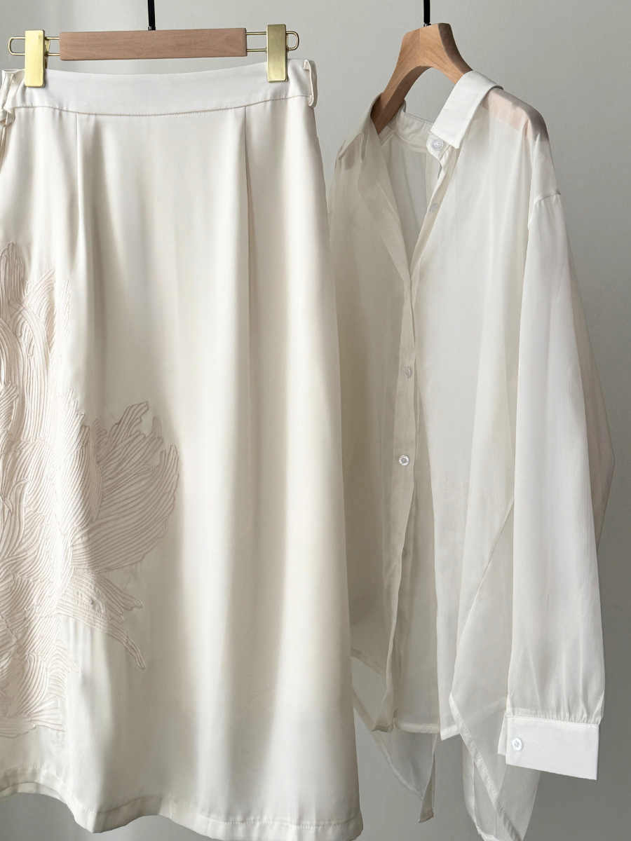 Zhan Er Embroidered A-Line Skirt (Rejected-M size)-The Black Bow-