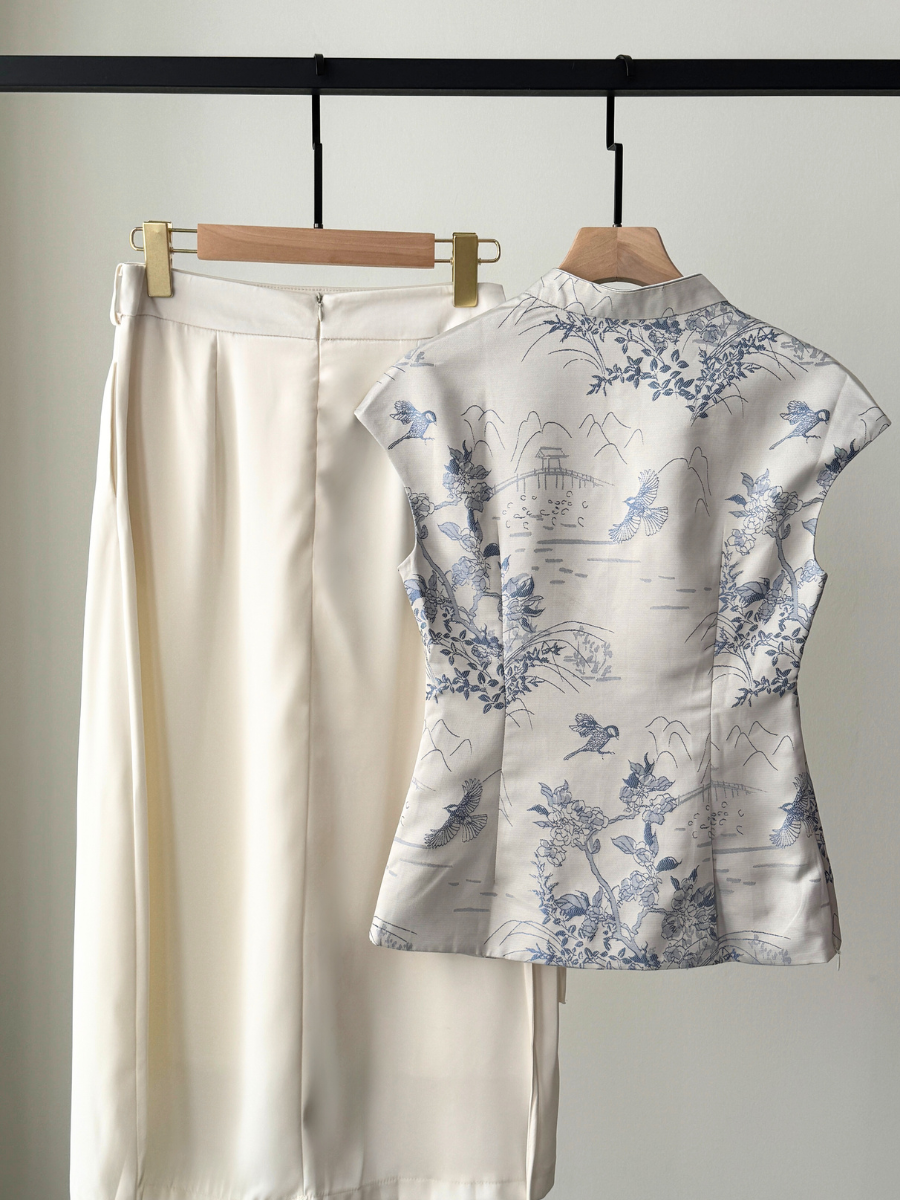 Zhan Er Embroidered A-Line Skirt (Rejected-M size)-The Black Bow-
