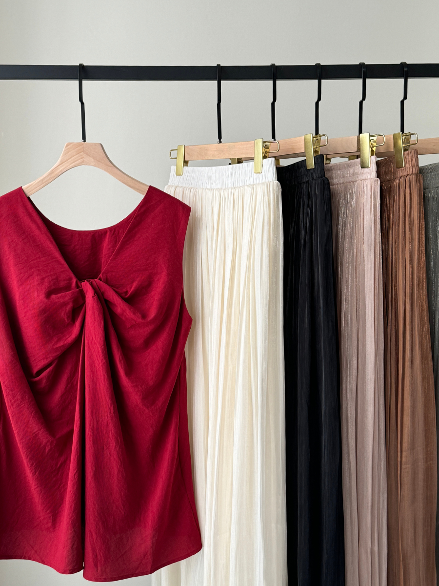 Tara Two Way Top with Knot-The Black Bow-