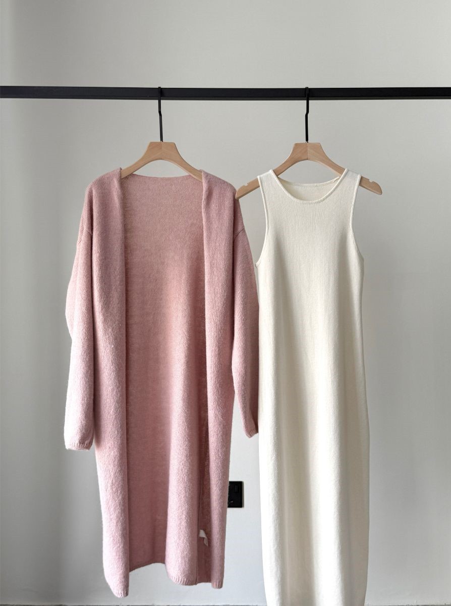 Egena Long Cardigan (Discounted-Free size)-The Black Bow-