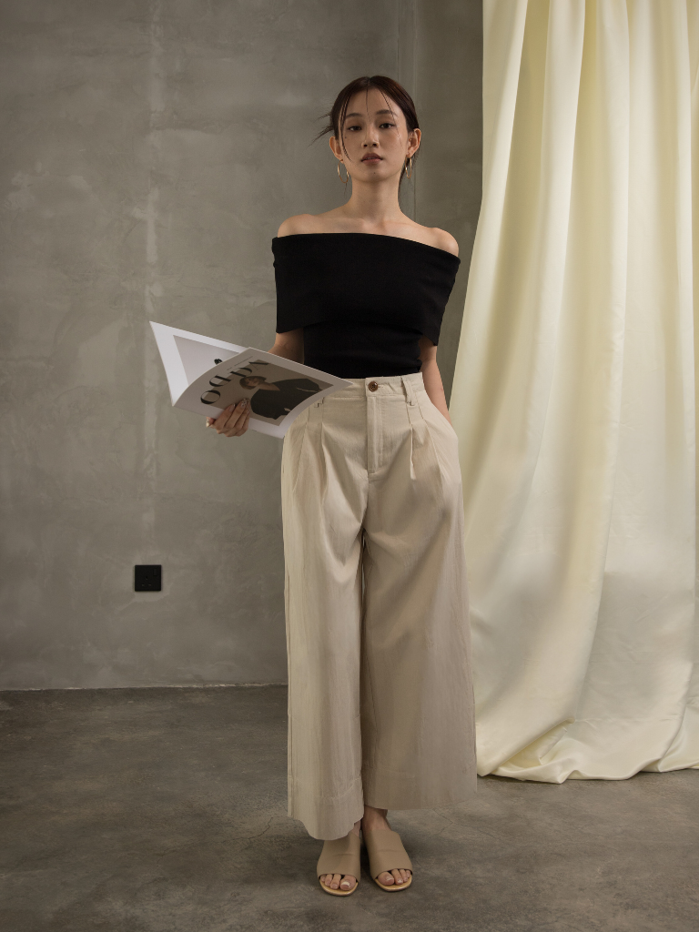 Gatane Off Shoulder Knit Top-The Black Bow-