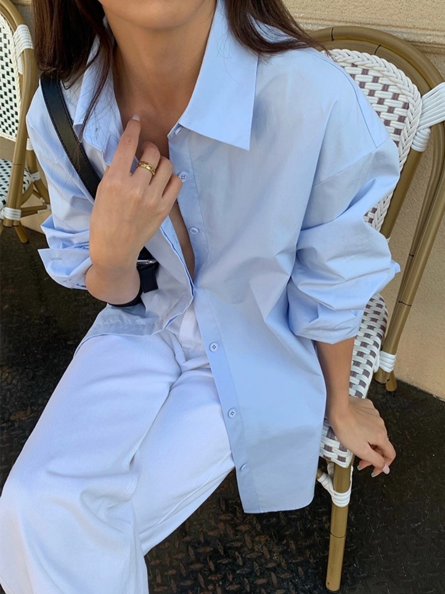 New York Hidden Button Curved Hem Cotton Plain Shirt-The Black Bow-