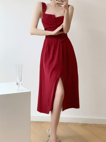Nyla Queen Anne Neckline Midi Dress-The Black Bow-