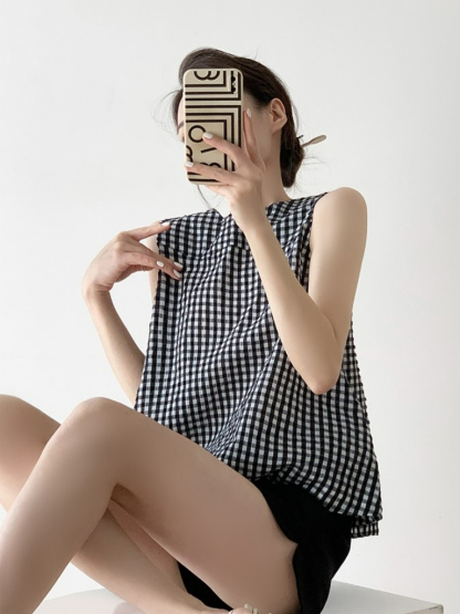 Tirya Checked Sleeveless Trapeze Top-The Black Bow-