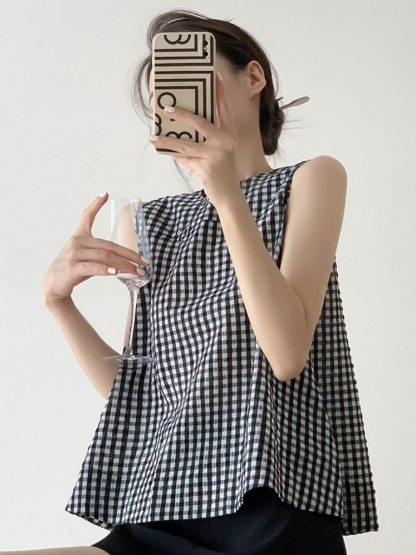 Tirya Checked Sleeveless Trapeze Top-The Black Bow-