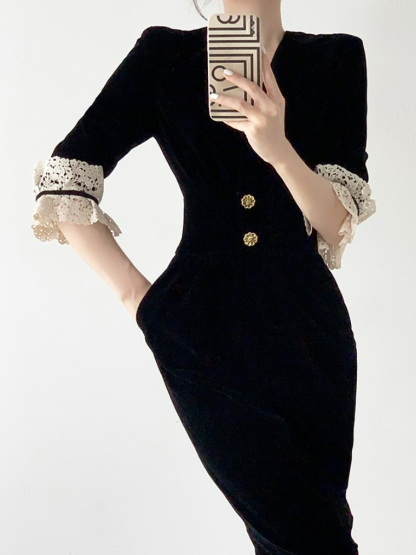 Tehila Lacey Sleeve Velvet Dress -The Black Bow-