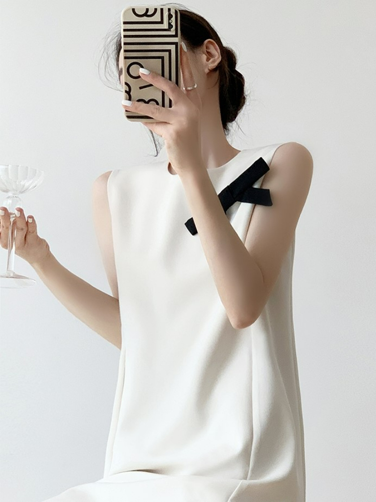 Sidney Black Bow Sleeveless Shift Dress-The Black Bow-