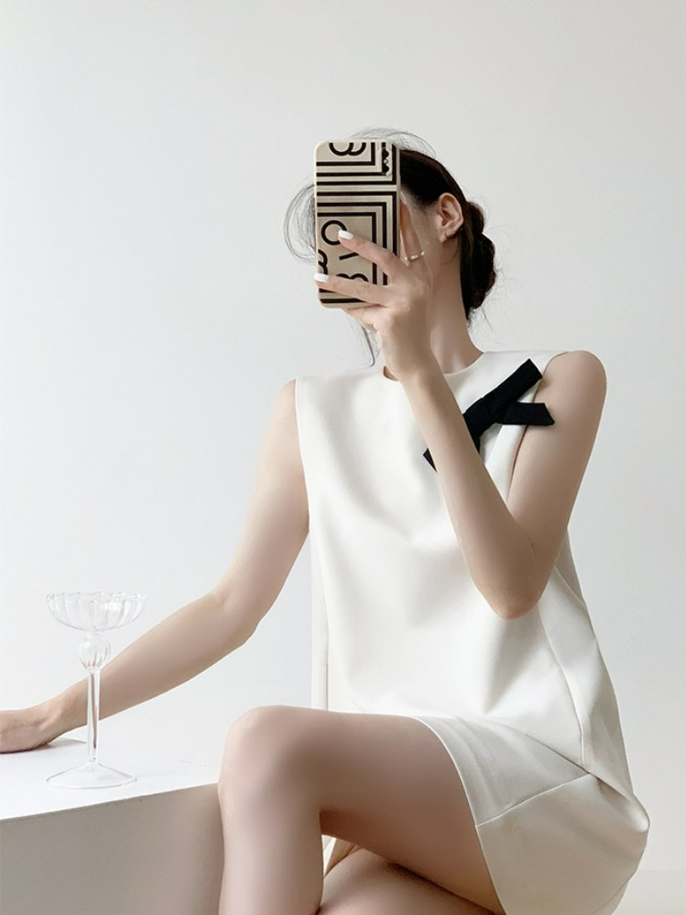Sidney Black Bow Sleeveless Shift Dress-The Black Bow-