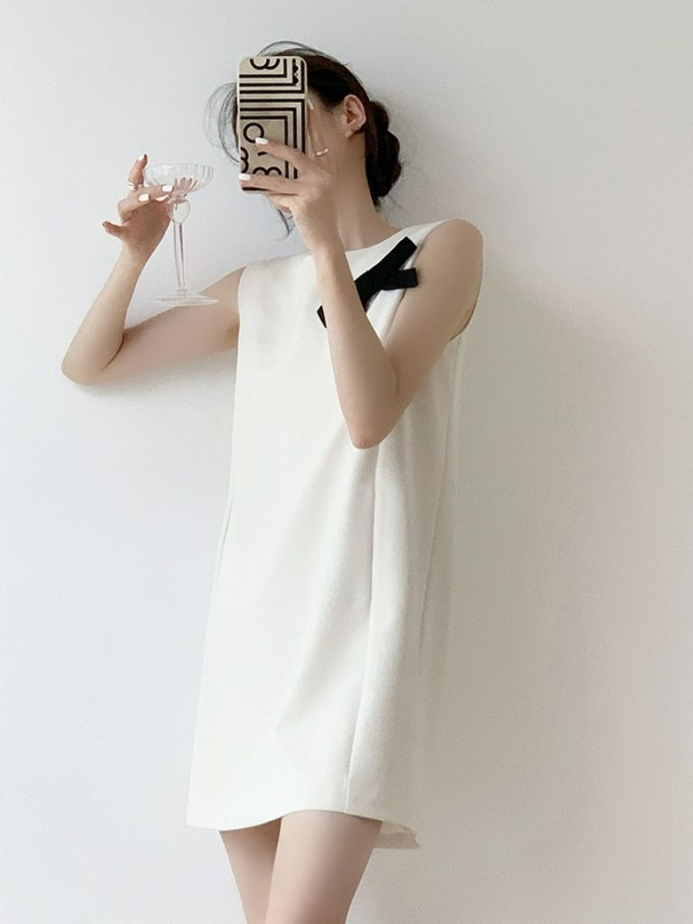 Sidney Black Bow Sleeveless Shift Dress-The Black Bow-