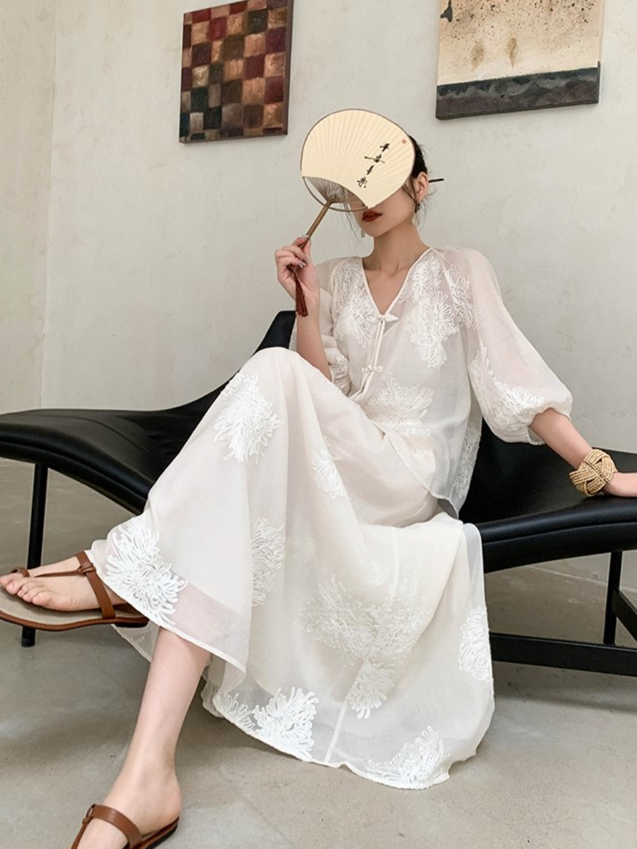 Cang Lan Long Sleeve Graceful Embroidered Set-Ivory (Skirt & Shorts)-The Black Bow-