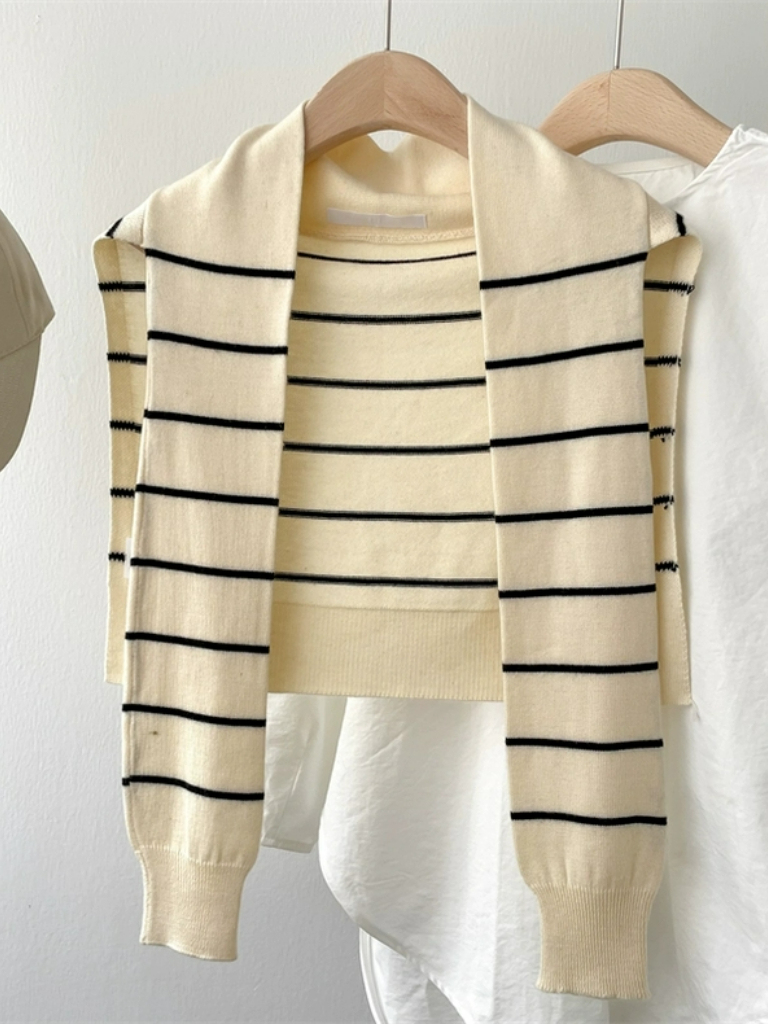 Eun Woo Striped Shawl-The Black Bow-