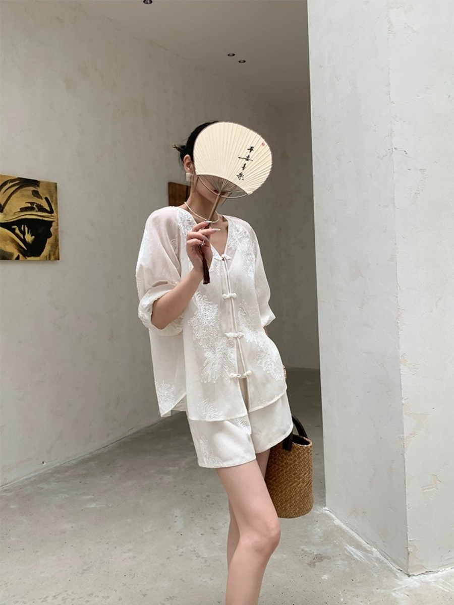 Cang Lan Long Sleeve Graceful Embroidered Set-Ivory (Skirt & Shorts)-The Black Bow-