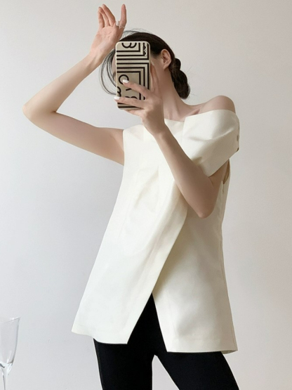 Reagan One Shoulder Pleated Top-The Black Bow-