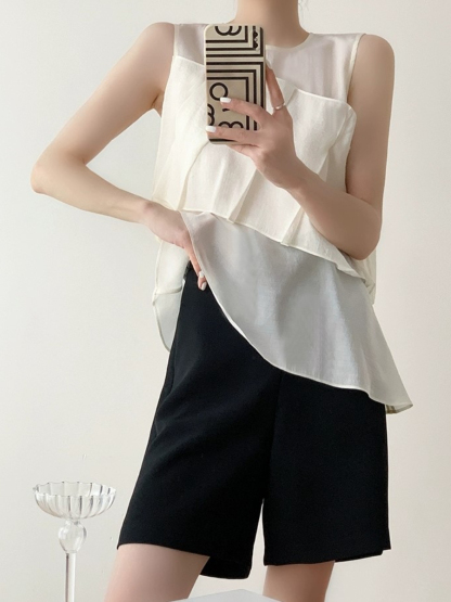 Reana Round Neck Pleated Top-The Black Bow-