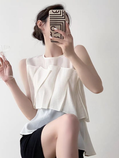 Reana Round Neck Pleated Top-The Black Bow-