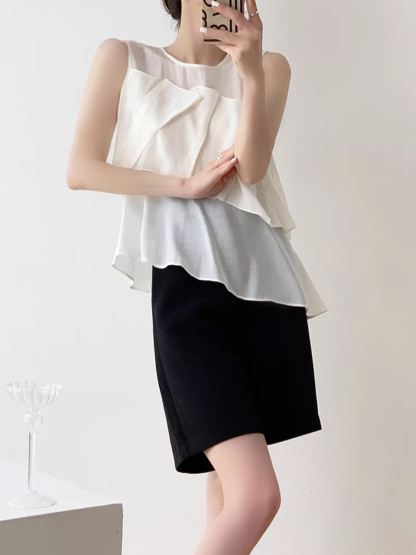Reana Round Neck Pleated Top-The Black Bow-