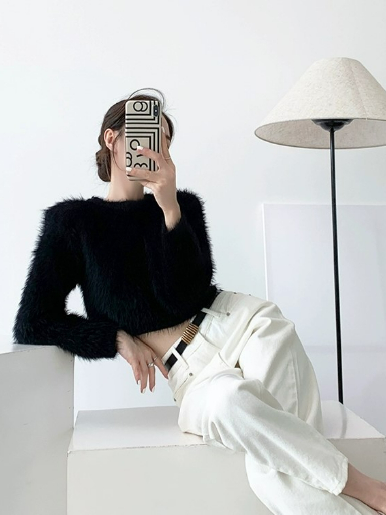 Rivern Long Sleeve Furry Crop Sweater-The Black Bow-