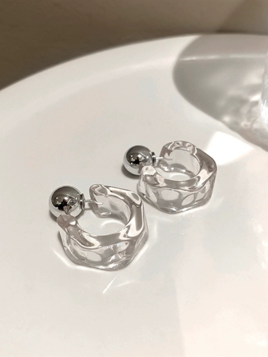 Blanco Acrylic Earrings-The Black Bow-