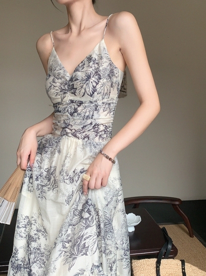 Cang Ning Floral Print Ruffle Hem Cami Dress-The Black Bow-