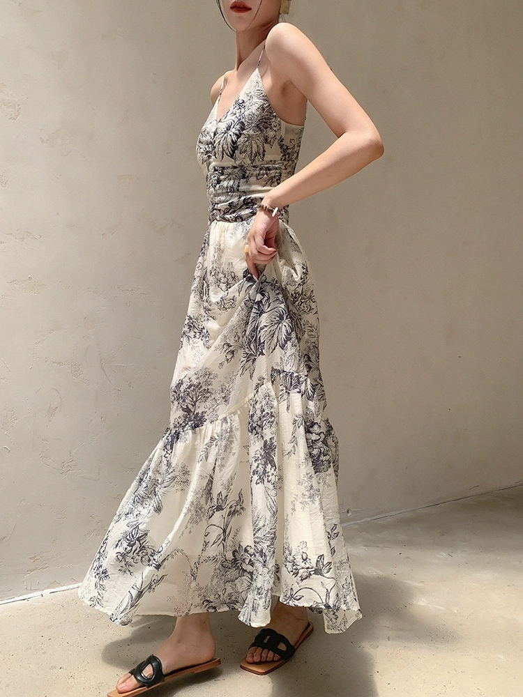 Cang Ning Floral Print Ruffle Hem Cami Dress-The Black Bow-