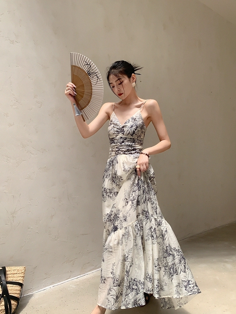 Cang Ning Floral Print Ruffle Hem Cami Dress-The Black Bow-