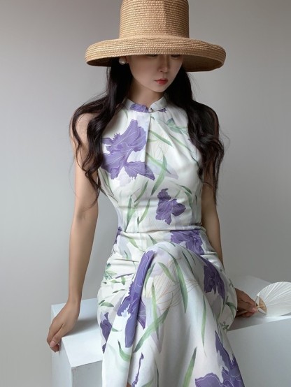 Yue Shuang Back Lacey Cheongsam (Discounted-XS size)-The Black Bow-