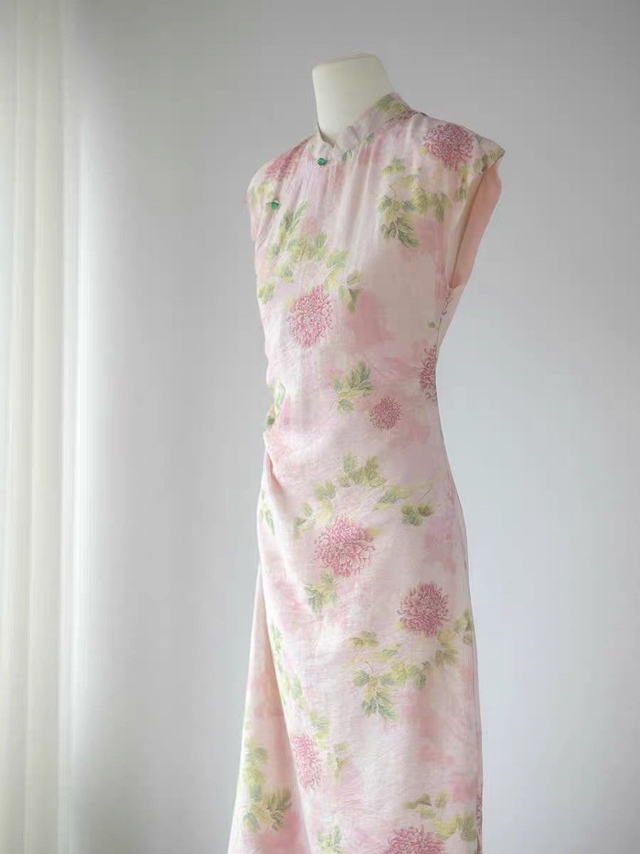 Pan Bi Oriental Dress