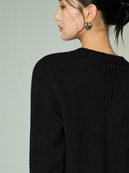 Kaisey Autumn/Winter Sweater-The Black Bow-