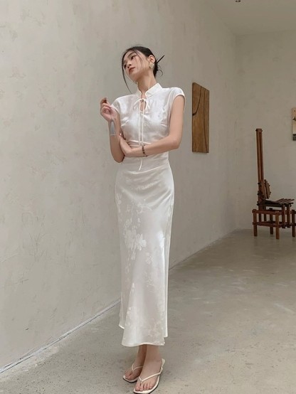 Zhou Meng Bias Cutting Cheongsam-The Black Bow-