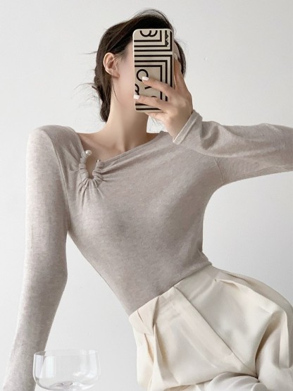 Tenbie Long Sleeve Asymmetrical Collar Top (Discounted-S size)-The Black Bow-