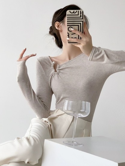 Tenbie Long Sleeve Asymmetrical Collar Top (Discounted-S size)-The Black Bow-
