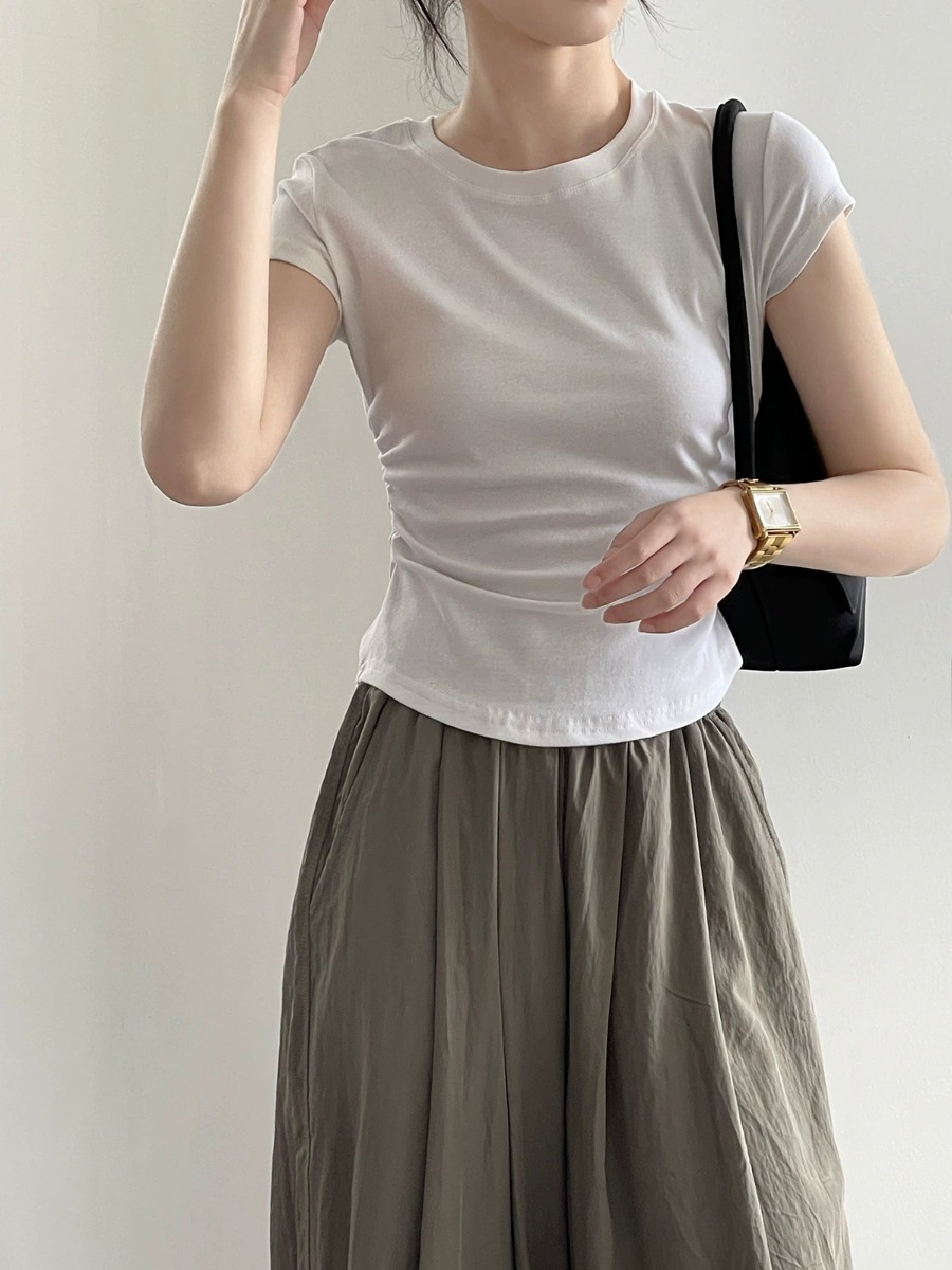 Hadya Round Neck Side Ruched Top-The Black Bow-