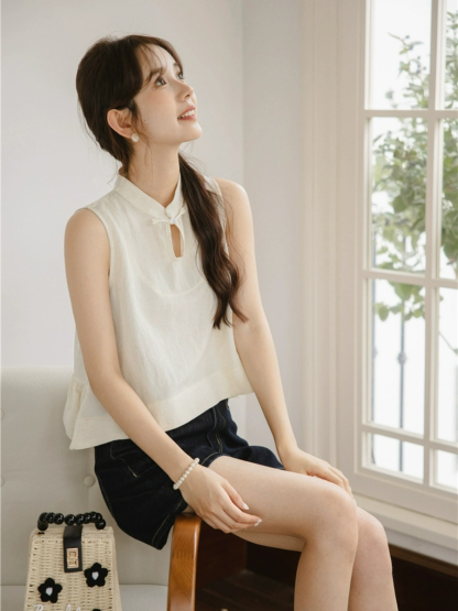 Hai Er Oriental Top with Back Peplum-The Black Bow-