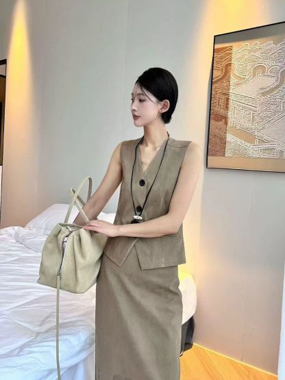 Leevon Tailored Vest (POS)