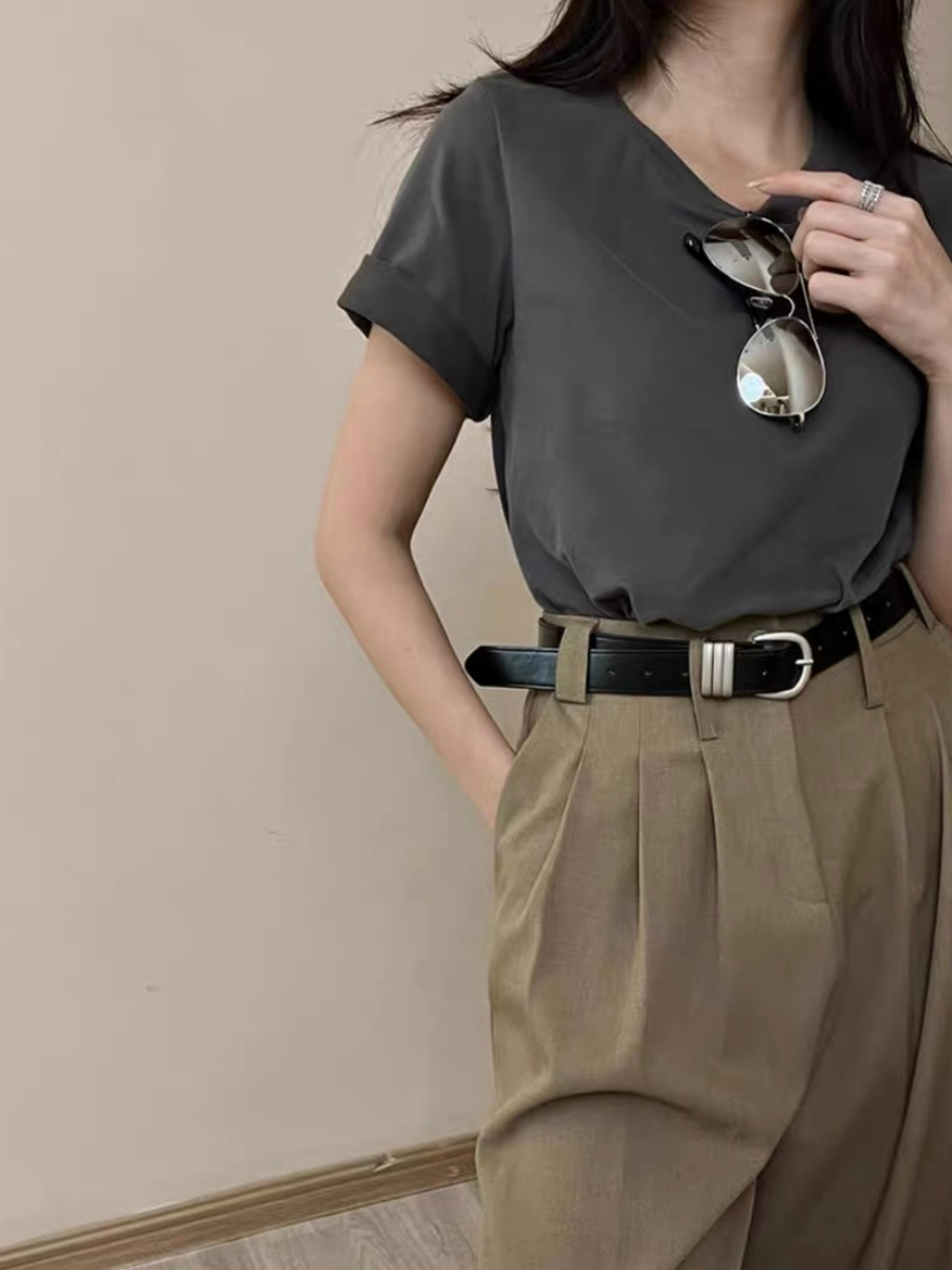 Florence Round Neck Basic Tee