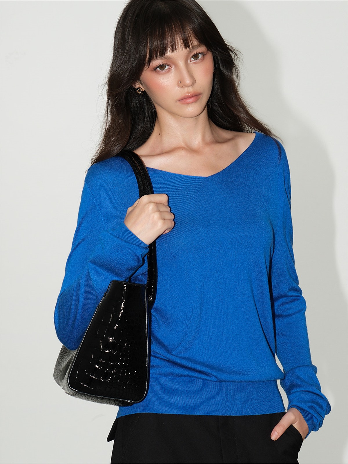 Lucienne Relaxed V-Neck Wool-Blend Knit Top