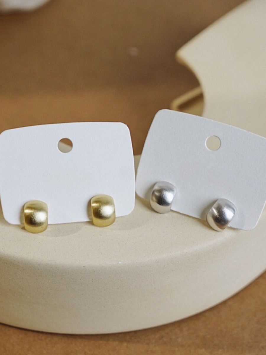 Metal Beans Ear Studs-The Black Bow-