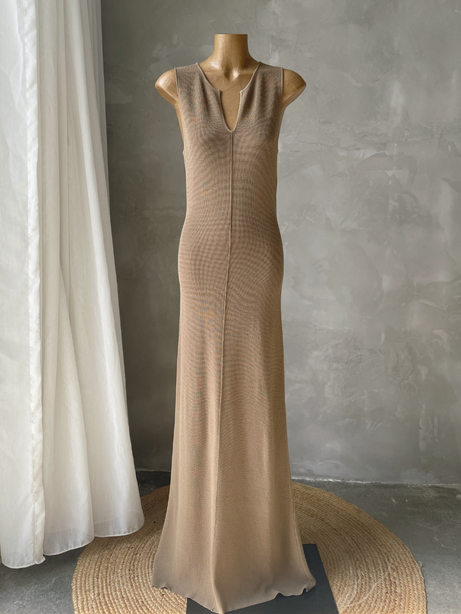 Gaspard V-Neck Maxi Dress (Discounted-Free Size)-The Black Bow-