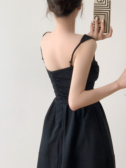 Nyla Queen Anne Neckline Midi Dress-The Black Bow-