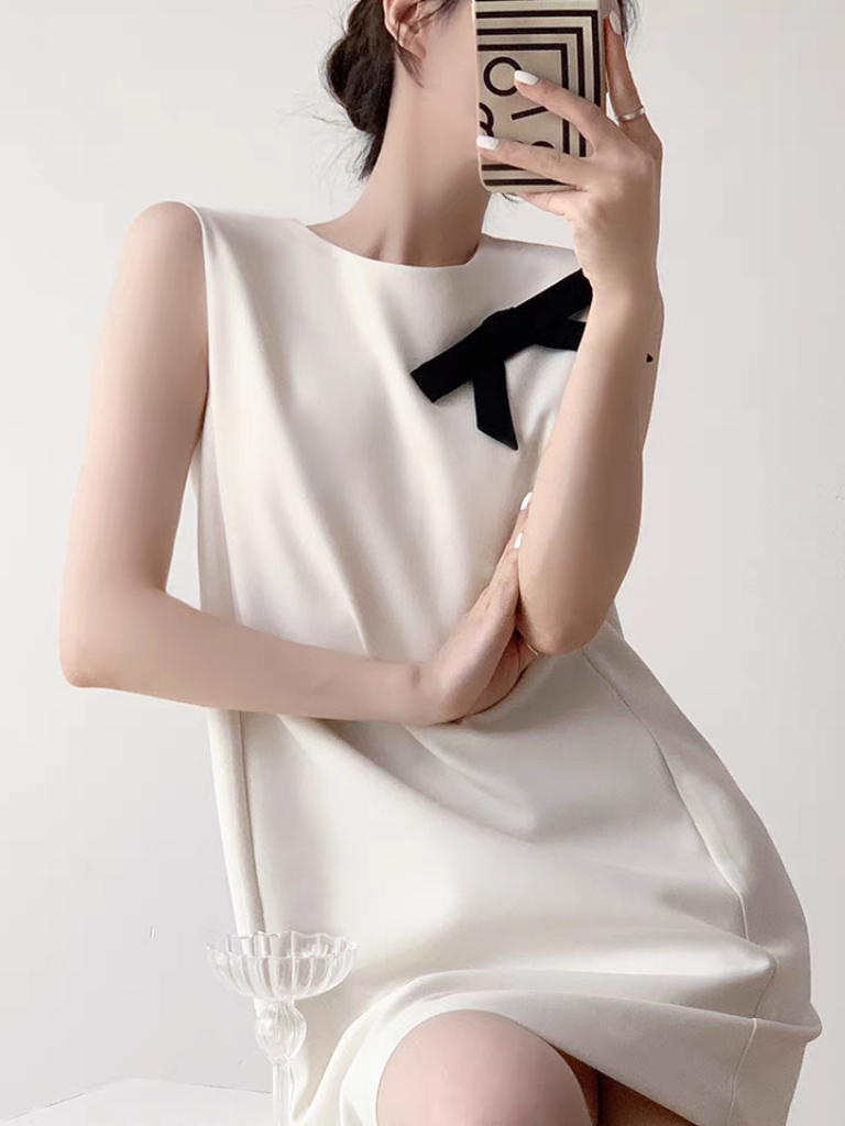 Sidney Black Bow Sleeveless Shift Dress-The Black Bow-